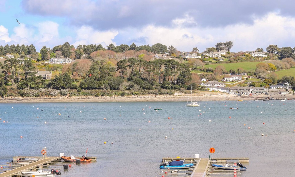 Helford Passage Cottage | Carne Mill
