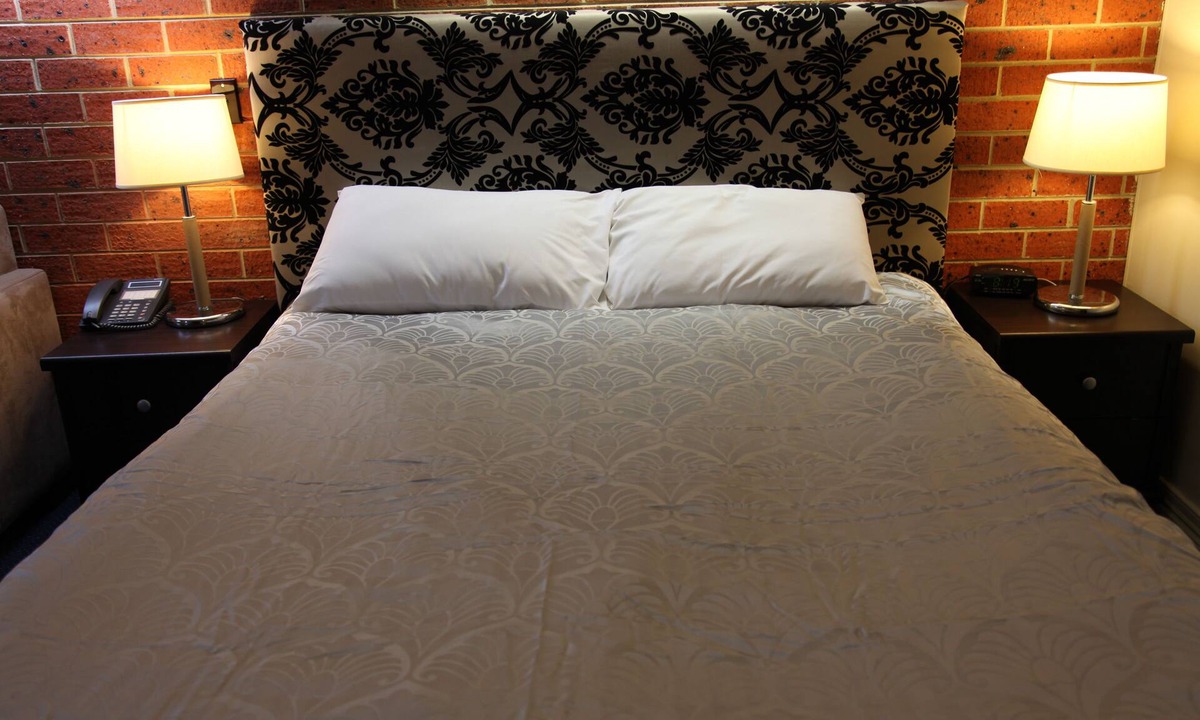 Carnegie Hotel | Carnegie Motor Inn