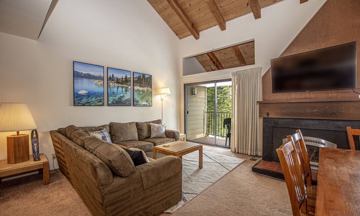 Carnelian Woods Condo | Carnelian Woods # 128 by Hauserman Rental Group