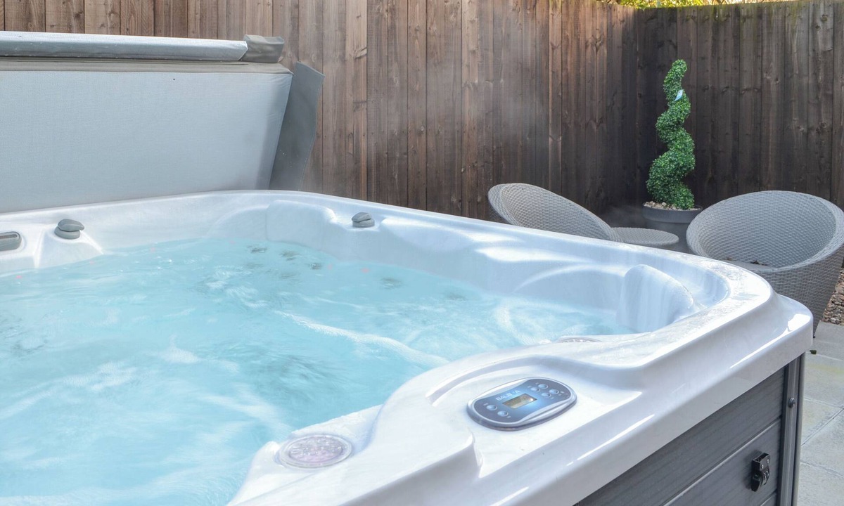 Wilberfoss Cottage | Carolina Cottage - UK42877