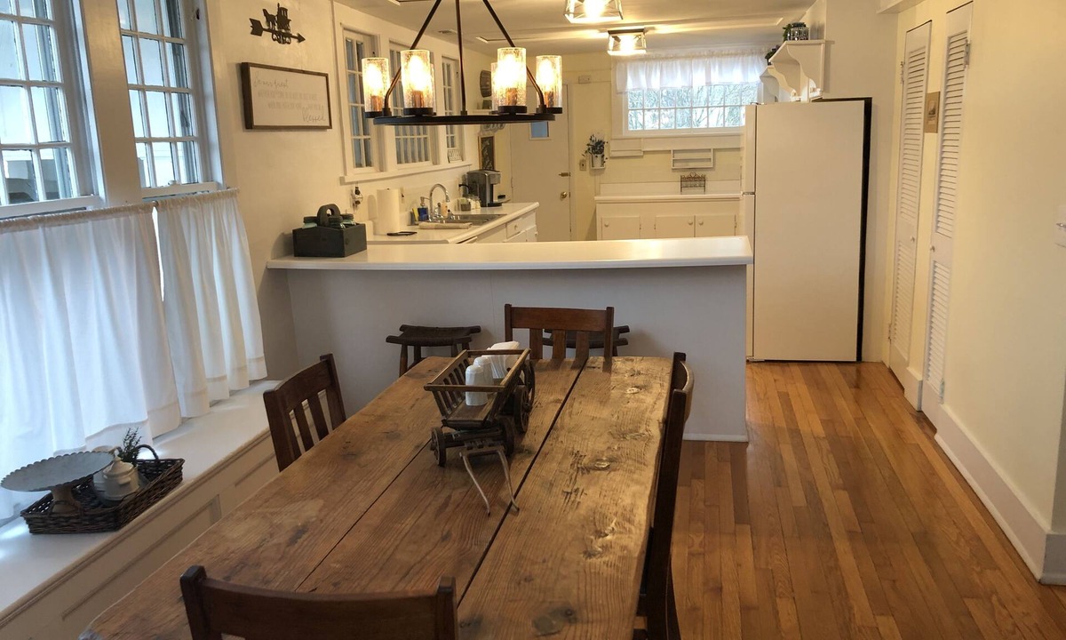 Sweetwater House | Carriage House - 1882