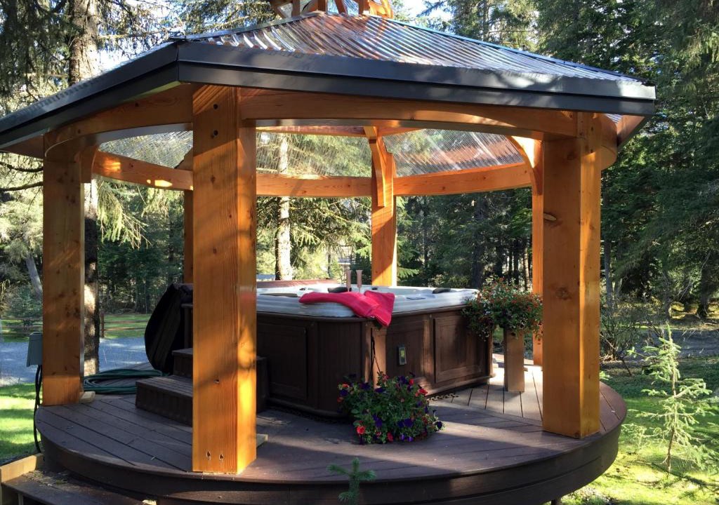 Alyeska Cabin | Carriage House Accommodations