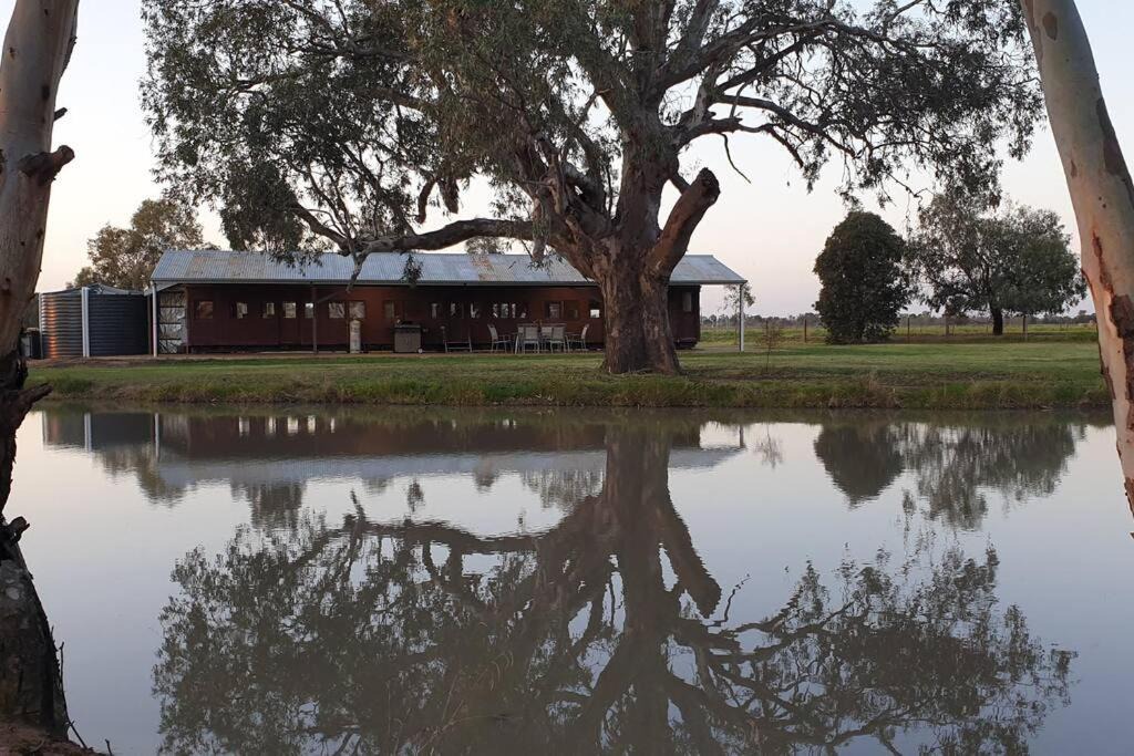 Roslynmead House | Carriages Waterfront