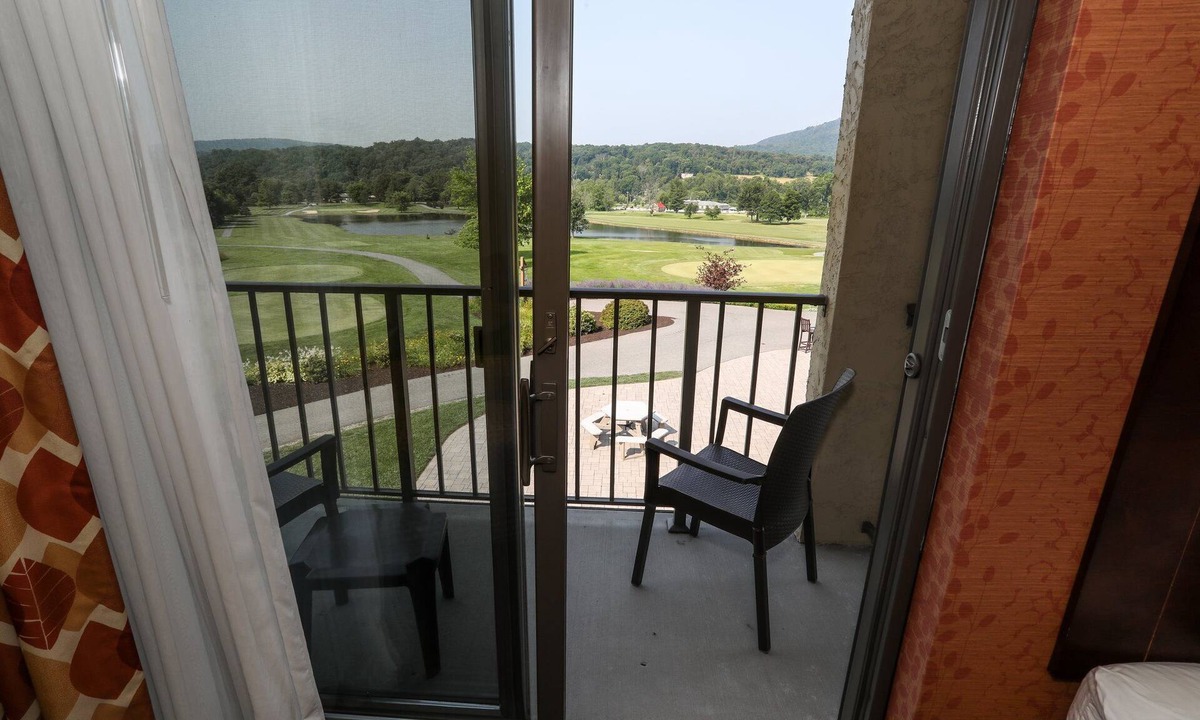 Fairfield Apartment | Carroll Valley Getaway | Qn Deluxe + Resort Perks
