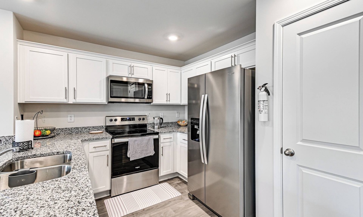 Carthage House | Carthage Vacation Rental, Close to Golf Courses!