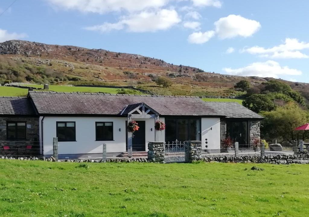 Trawsfynydd House | Cartref