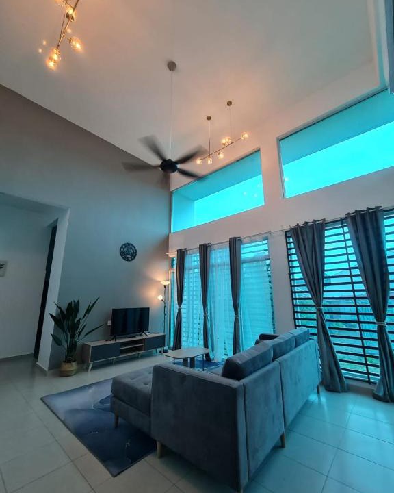 Pelindung House | Casa AA Homestay