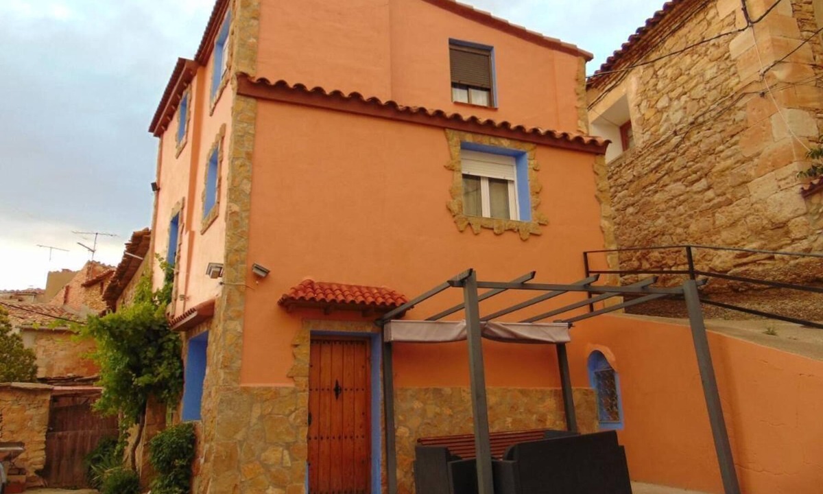 Alacon Cottage | Casa Albana for 8 people