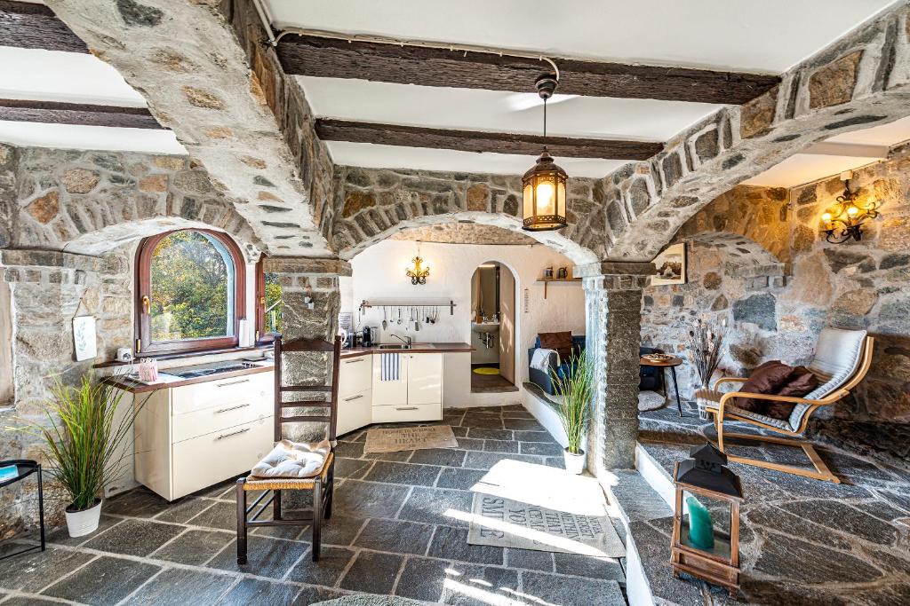 Brione sopra Minusio Apartment | Casa Alma Grotto