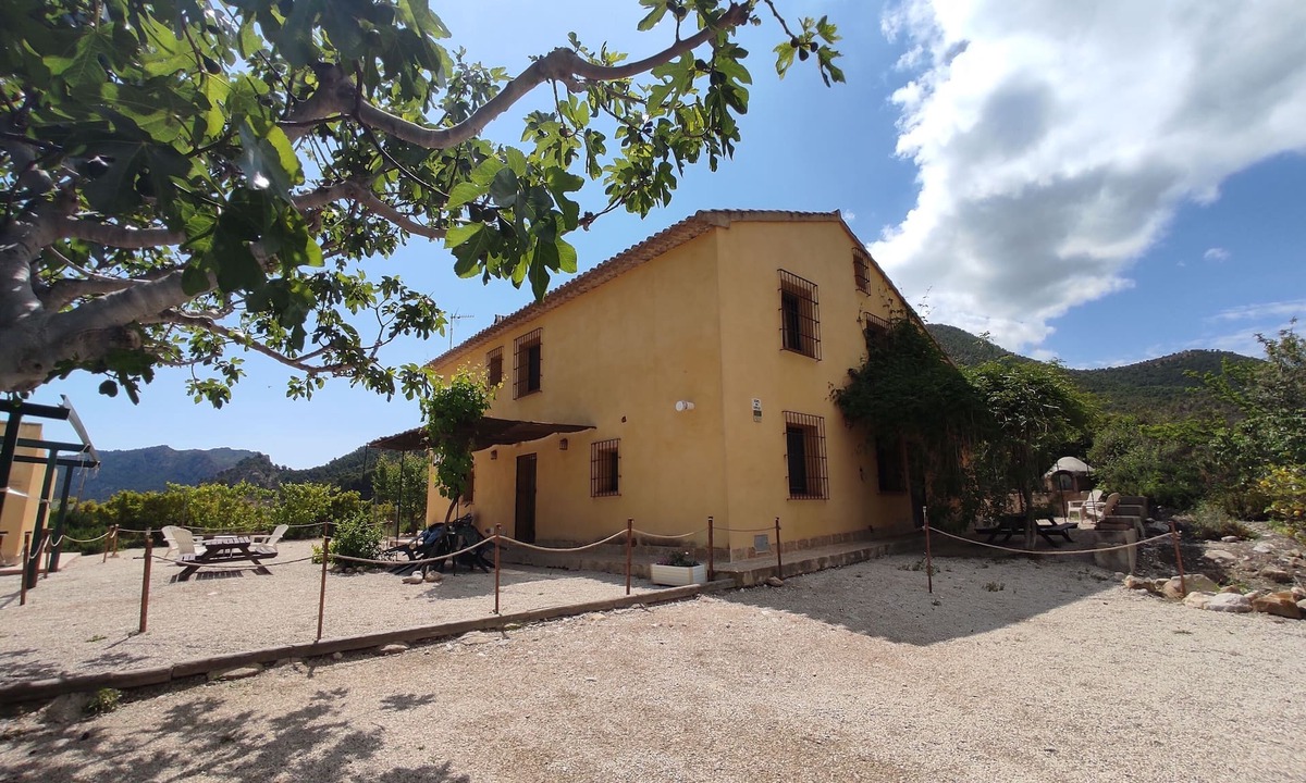 Huerta de Arriba House | Casa Amarillas. Finca el Campillo