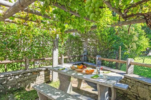 Arcegno House | Casa Ana 1 - Losone Center - Happy Rentals