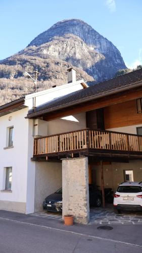 Osogna Apartment | Casa Anna