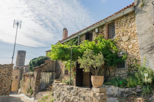 Sant Esteve de la Sarga House | Casa Anton - La Solana