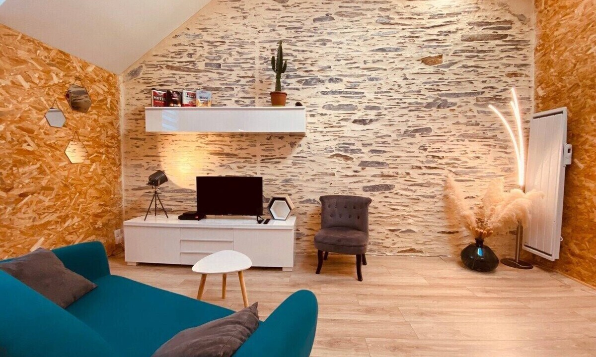 Trelaze Apartment | Casa Arena - Modern - Spacious - free Parking