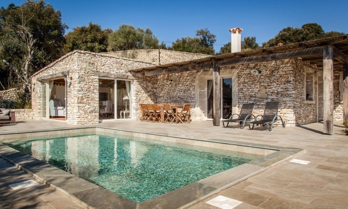 Bonifacio House | Casa Aurelia, mansion on Bonifacio.