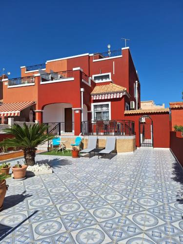 Los Montesinos House | Casa Azul Los Montesinos