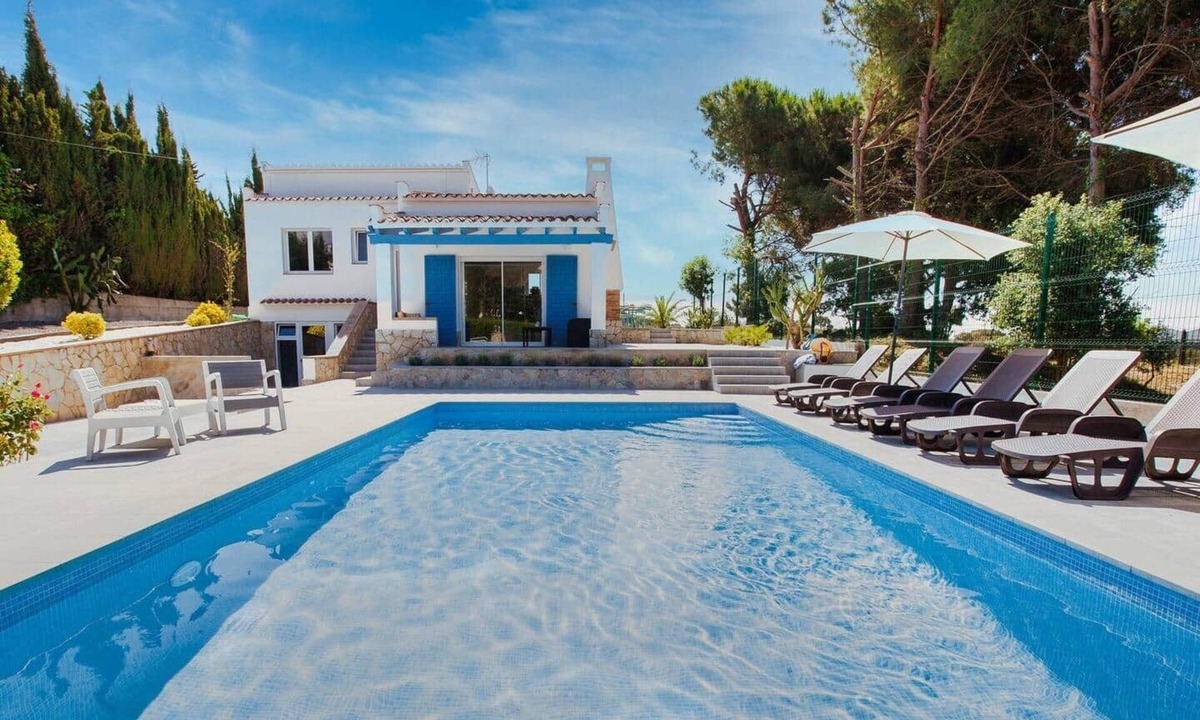 Condado del Jaruco House | Casa Azulino – Spacious villa with pool, terrace & garden on the Costa Brava