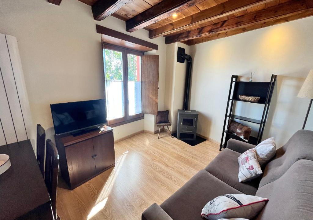 Puigcerda Apartment | Casa Bernat Apartament