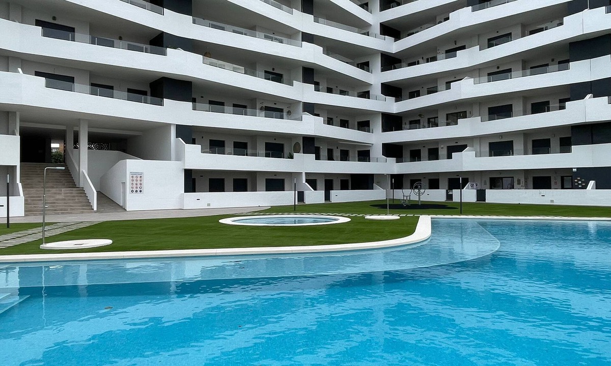 San Miguel de Salinas Apartment | Casa Blanca, new 2 bedroom apartment in San Miguel de Salinas
