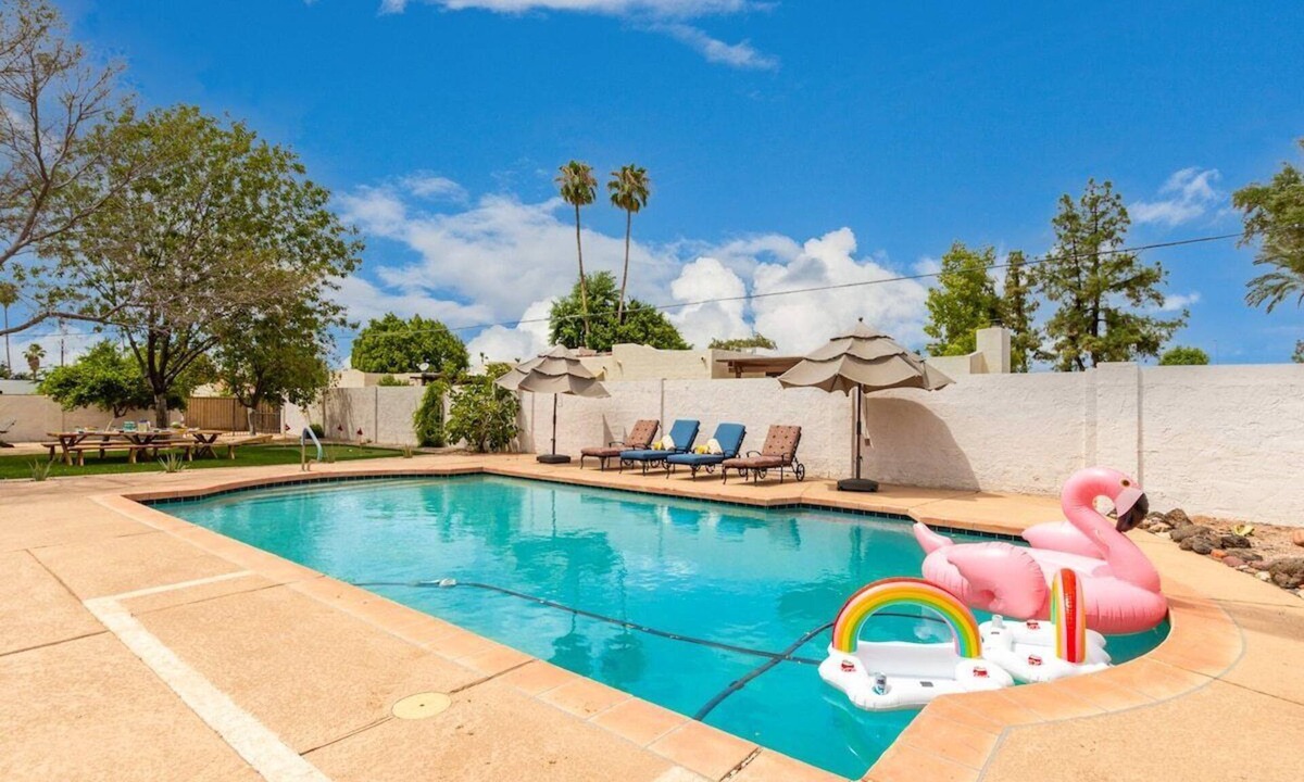 Mesa House | Casa Blanca - Enjoy Heated Pool- upon request