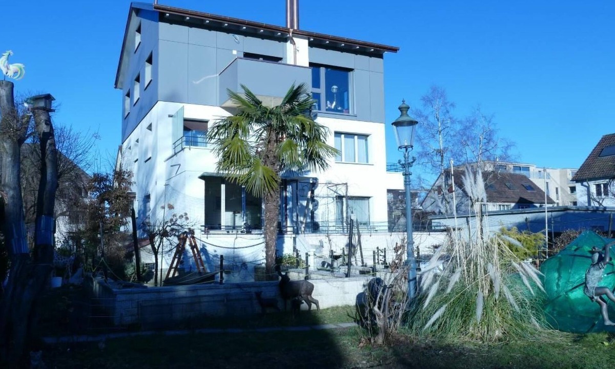 Oerlikon House | Casa Blumer - Villa mit 1200m2 Garten by Interhome