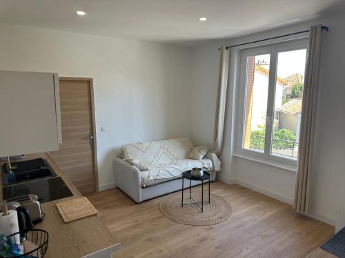 Clermont-Ferrand Apartment | Casa Cali Style and confort