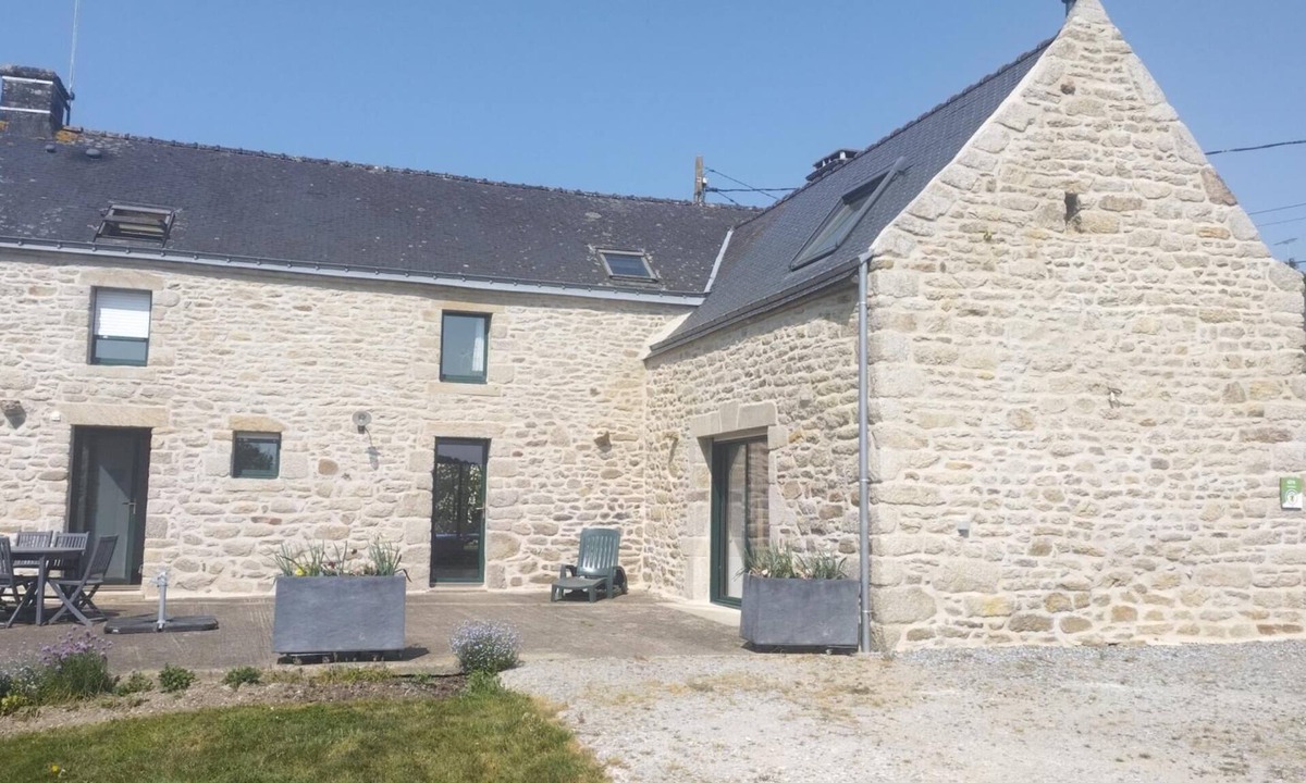 Limerzel House | Casa Camélias - LIMERZEL