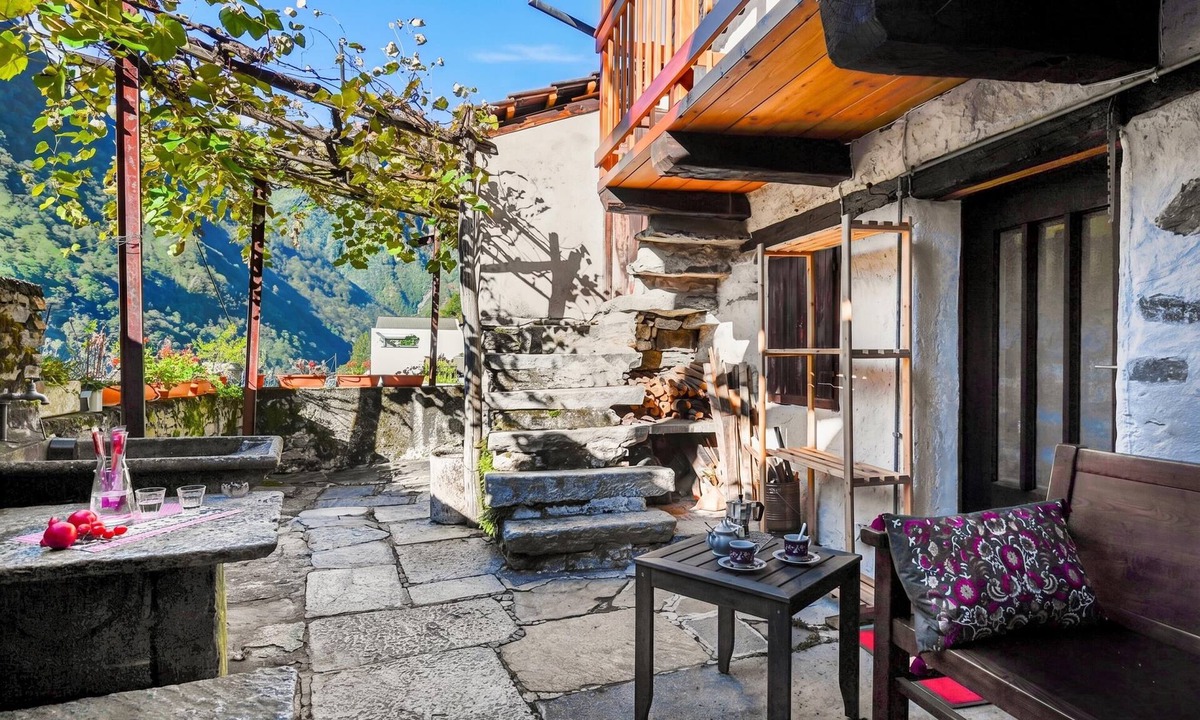 Vogorno Ski Chalet | Casa Carla 1, Vogorno, Switzerland