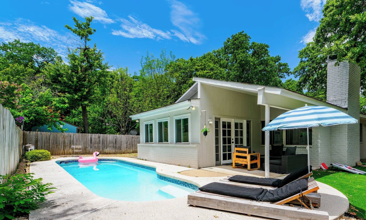Bedford House | Casa Chilluxe/4BR + Ping Pong