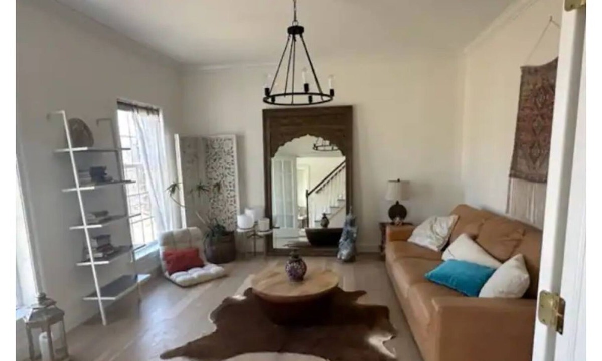 Oxford House | Casa Cinco Bed & Breakfast