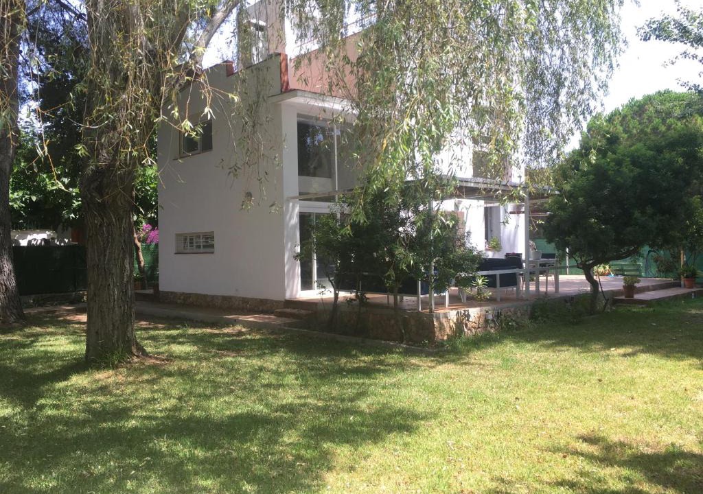 Tamarit House | Casa con gran jardín cerca de la playa - BAIX