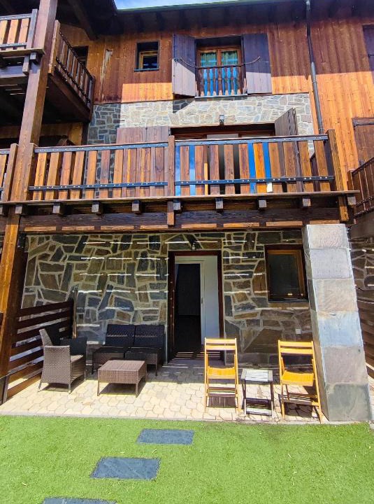 Estavar House | Casa con jardín cerca de Llívia