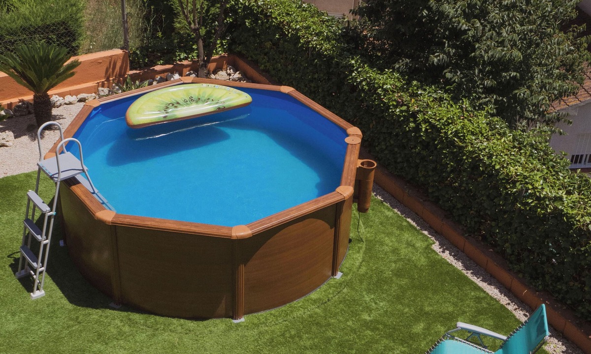 Lloret de Mar Ski Chalet | Casa con Jardín y Piscina Cercana al Centro