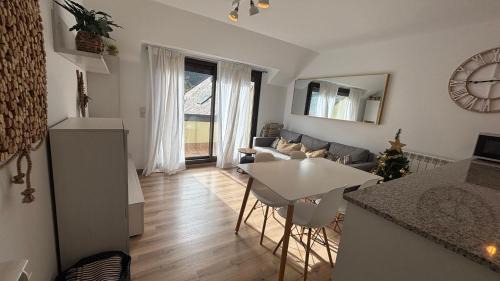 Encamp Apartment | Casa Cris Encamp