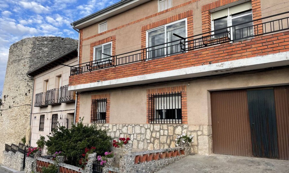 Fuentiduena House | Casa Daniela