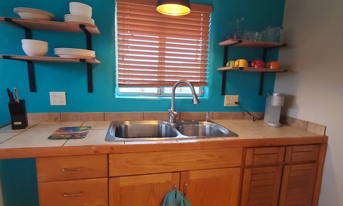 Truth or Consequences House | Casa de Colores - Quiet Casita Near Hot Springs