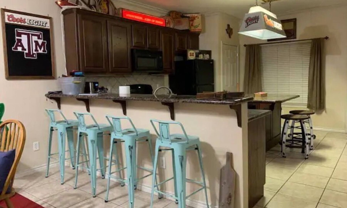 College Station House | Casa De Dixie