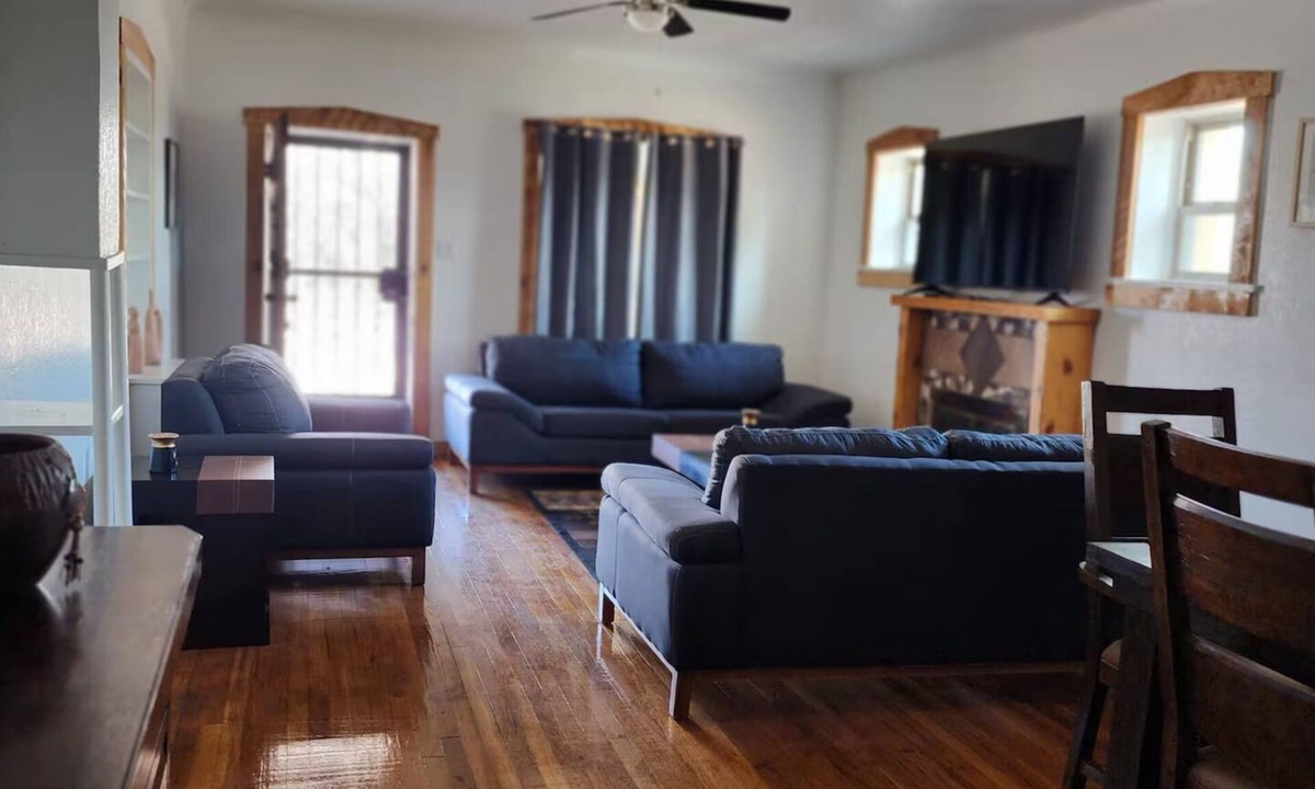El Paso House | Casa de Huerta Cozy 2-bedroom house in El Paso