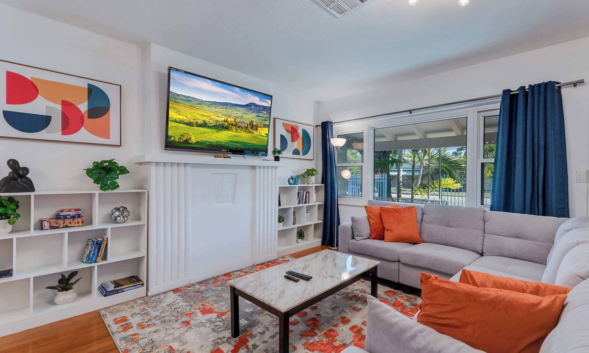 The Roads House | Casa de Jai- your Green Space near Brickell