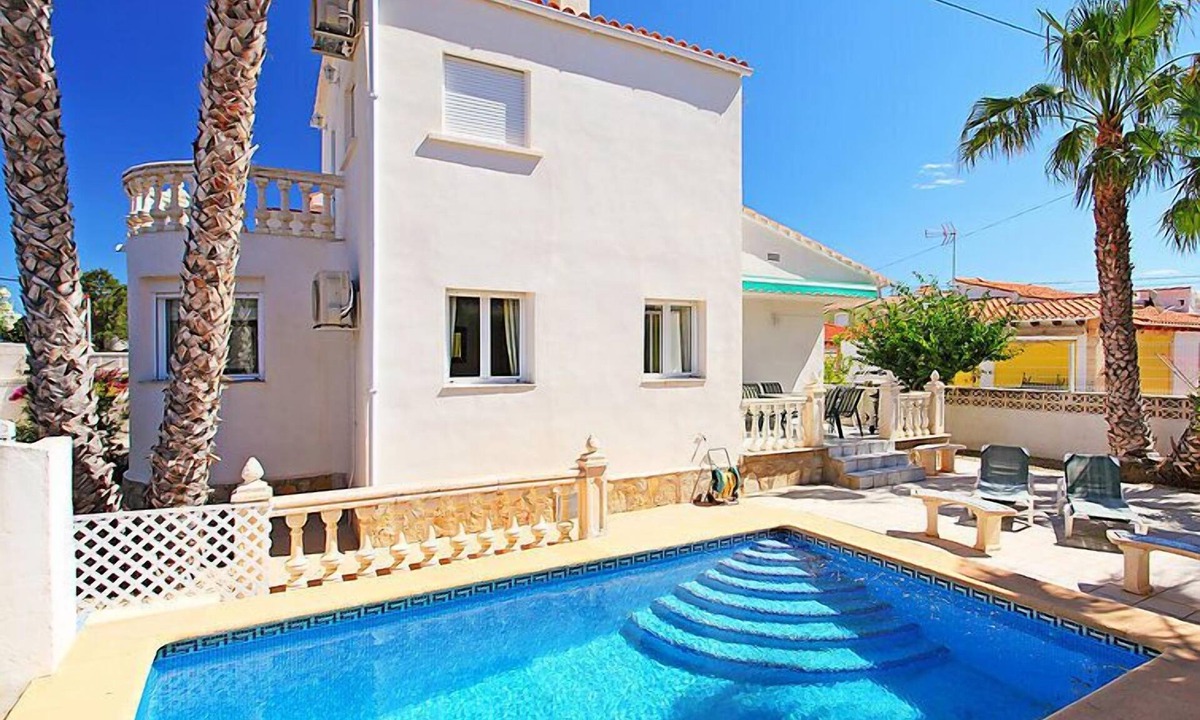 Els Poblets House | Casa de la Mar by Interhome