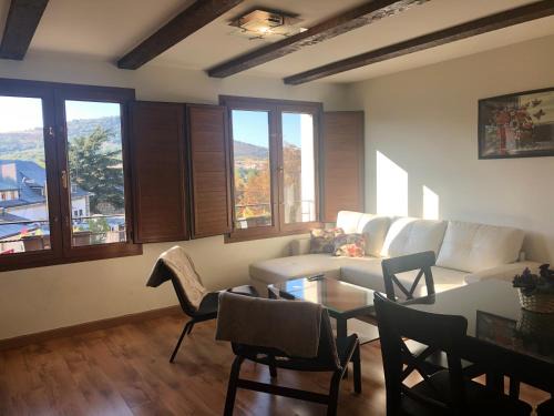 La Pradera de Navalhorno Apartment | Casa de Navalhorno Valsain