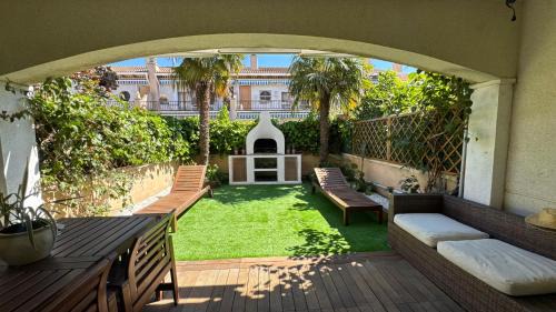 El Roc de Sant Gaieta House | Casa de playa