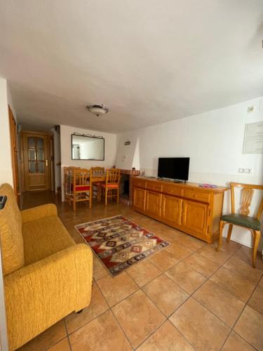Sarratella House | Casa de Pueblo