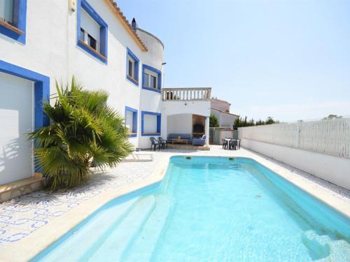 Sant Pere Pescador Villa | Casa de Vacaciones con Piscina, Jardín, A.A, Barbacoa, Wifi y Parking, Cerca de la Playa - ES-89-78
