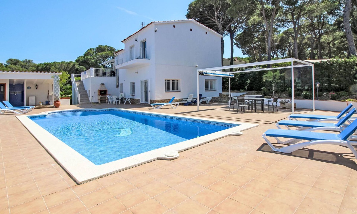 Pals House | Casa del Bosc by Interhome