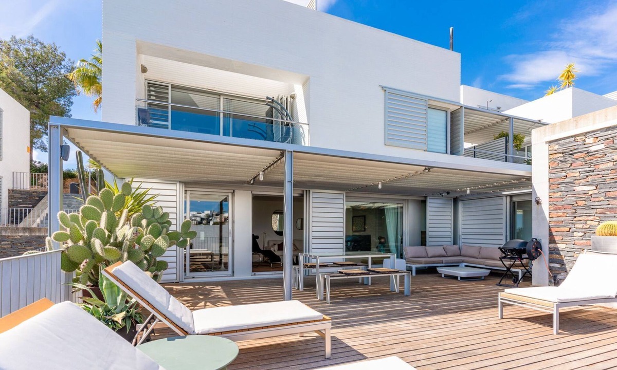 Sant Pere de Ribes Apartment | Casa Del Mar - Three Bedroom Apartment, Sleeps 6