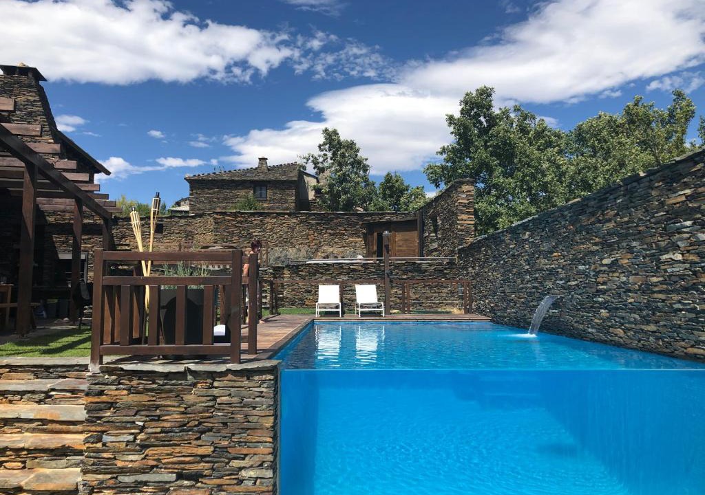 Majaelrayo Ski Chalet | Casa del Ocejón