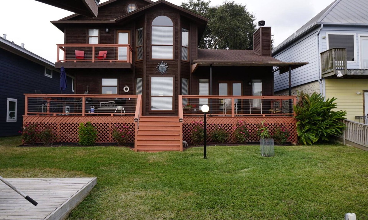 Clear Water Point House | Casa Del Sol Waterfront