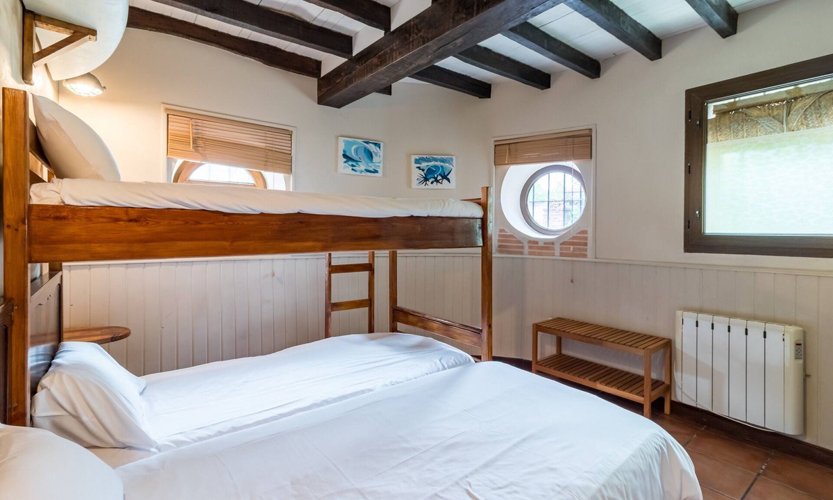 Ribamontan al Mar Bed & Breakfast | Casa Del Surf Somo: Room 1