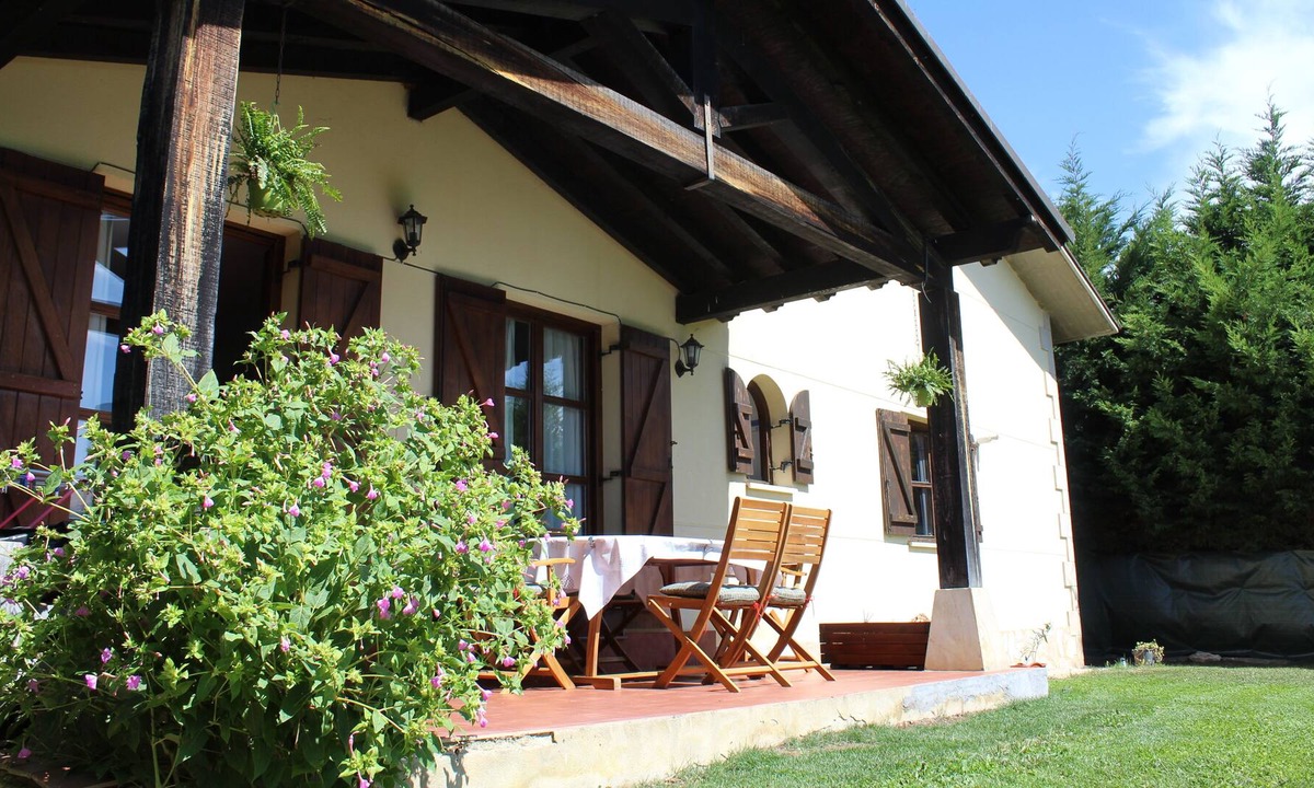 Condado de Trevino Cottage | Casa Doroño Naturaleza y Relax